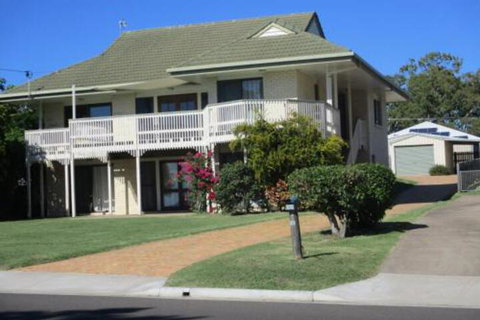 The Sun & The Sea In Hervey Bay - Lismore Accommodation 0