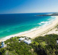 Seal Rocks Lighthouse Cottages