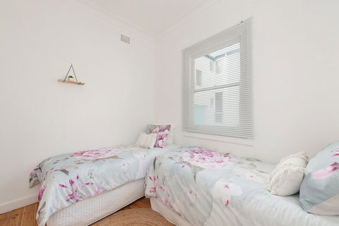 Sand Beach House Breathtaking View & Amazing Position Directly Opposite The Beach! - Lismore Accommodation 4