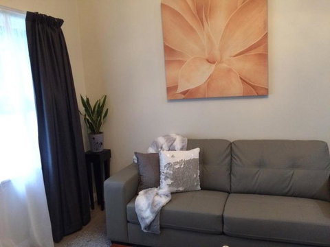 Fell Estate Cottages - Lismore Accommodation 2