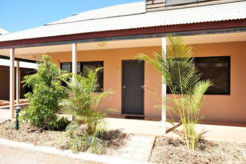Ningaloo Breeze Villa 2 3 Bedroom Fully Self Contained Holiday Accommodation - Lismore Accommodation 3