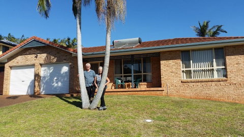 Twin Palms Holiday House At Lighthouse - Lismore Accommodation 6