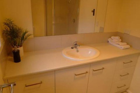 OCEAN BREEZE - Lismore Accommodation 4