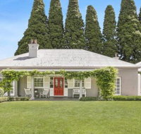 Nattai Lodge house  cottage in beautiful garden - Lismore Accommodation