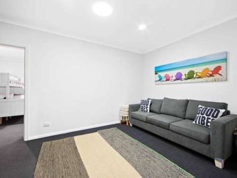 Hibbard Waterfront Escape - Lismore Accommodation 6