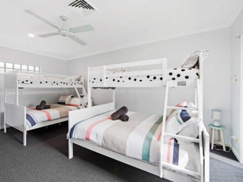 Hibbard Waterfront Escape - Lismore Accommodation 5