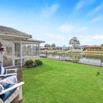 Hibbard Waterfront Escape - Lismore Accommodation 0