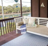 Kookas Nest waterfront home tranquil setting - Lismore Accommodation