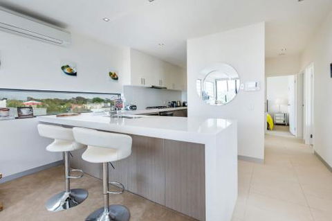 THE PENTHOUSE MORNINGTON - Lismore Accommodation 1