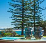 Perfectly Positioned Beachfront Apartment Unit 6 - Lismore Accommodation