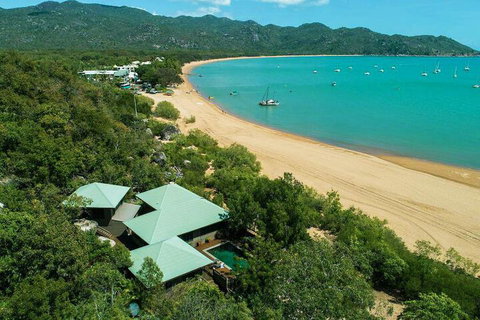 Absolute Beachfront - Lismore Accommodation 2