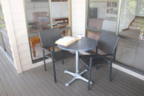 LIZ LAKE - Lismore Accommodation 3