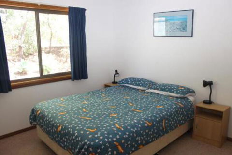 LIZ LAKE - Lismore Accommodation 2