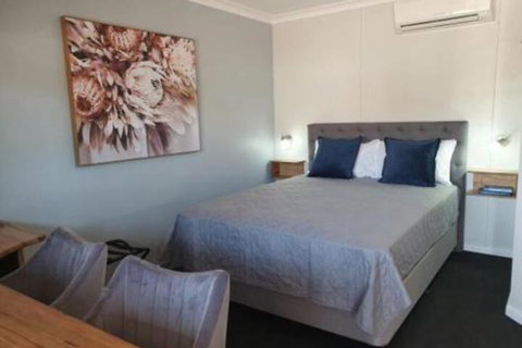 Cornwall House Accommodation - Lismore Accommodation 3