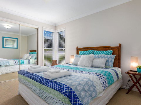 Akarana Beach House :: Jervis Bay Rentals - Lismore Accommodation 6