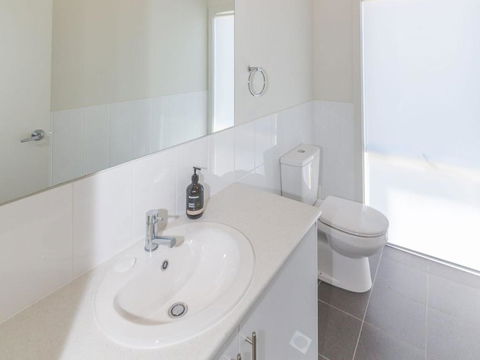 Bungala Coastal Retreat - Lismore Accommodation 2