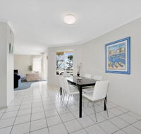 Bikinis  Martinis at Points North - Lismore Accommodation