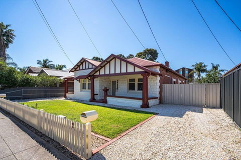 Kairos In Keswick Wifi Netflix Nespresso - Lismore Accommodation 4