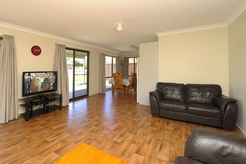 Government Rd 38 Shoal Bay - Lismore Accommodation 4