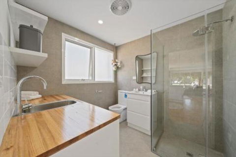 Beleura By The Beach - Lismore Accommodation 7