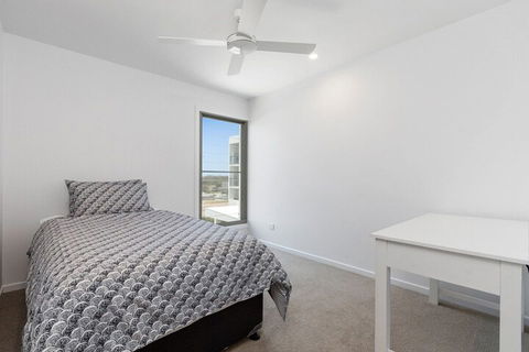 BRAND NEW OCEAN AVENUE TOWNHOUSE - Lismore Accommodation 2