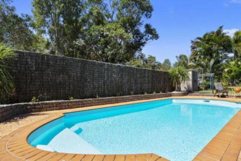 BB233 Banksia Beach Family Home 4 Bedrooms - Lismore Accommodation 4