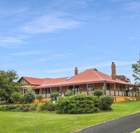 Magnificent Cotillion by Your Innkeeper - Lismore Accommodation