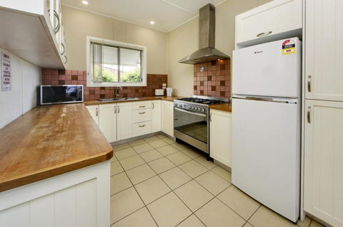 A Reel Teal - Lismore Accommodation 4