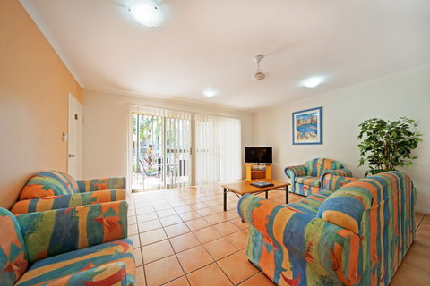 At Beach Court Holiday Villas - Lismore Accommodation 5