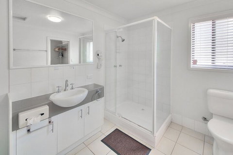 Airtrip Apartment On Russell St - Lismore Accommodation 6