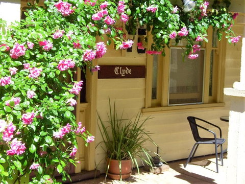 Clyde Cottage - Lismore Accommodation 6