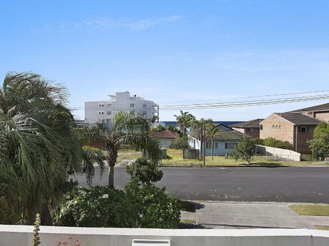 Ocean Palms Unit 2 The Entrance NSW - Lismore Accommodation 5