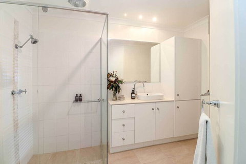 Seabreeze House - Lismore Accommodation 5