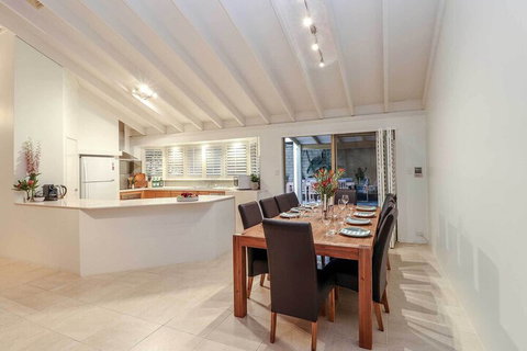 Seabreeze House - Lismore Accommodation 7