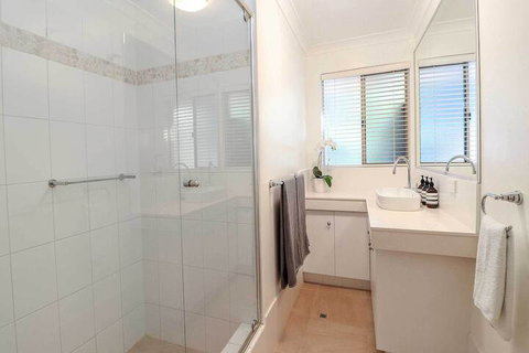 Seabreeze House - Lismore Accommodation 4