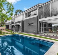 Hunter Treehouse - Lismore Accommodation