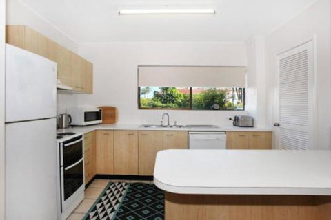 Unit 2 Cooltoro Court 7 Frank Street Coolum Beach 400 BOND LINEN INCLUDED - Lismore Accommodation 1