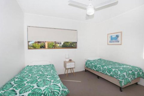 Unit 2 Cooltoro Court 7 Frank Street Coolum Beach 400 BOND LINEN INCLUDED - Lismore Accommodation 6