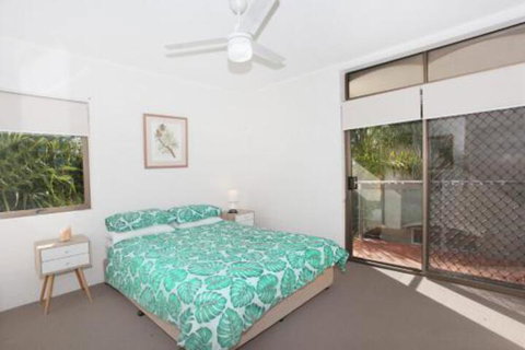 Unit 2 Cooltoro Court 7 Frank Street Coolum Beach 400 BOND LINEN INCLUDED - Lismore Accommodation 2