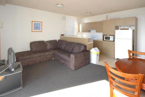 Headlands 9 1 Clarence Street - Lismore Accommodation 2