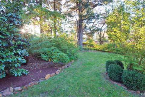 Brantwood Cottage Luxury Accommodation - Lismore Accommodation 5