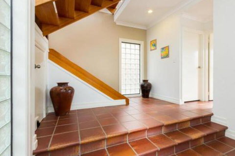 Quarterdeck - Lismore Accommodation 3