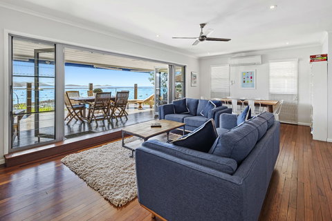 A Point Of View Airlie Beach - Lismore Accommodation 6