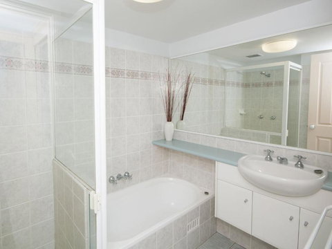 Aquarius Apartment 4 - Lismore Accommodation 6