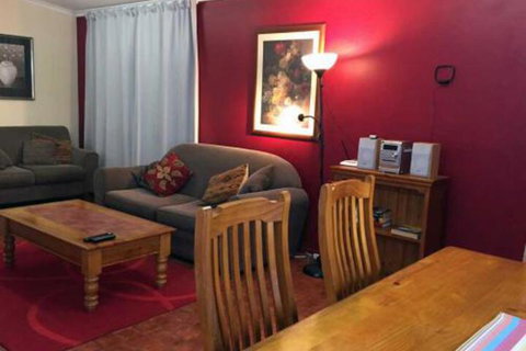 Alexander Cottage - Lismore Accommodation 0