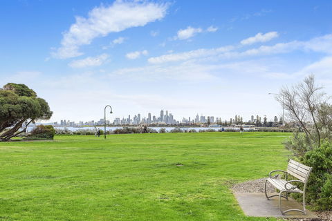 BOUTIQUE STAYS - Brighton By The Sea - Lismore Accommodation 0