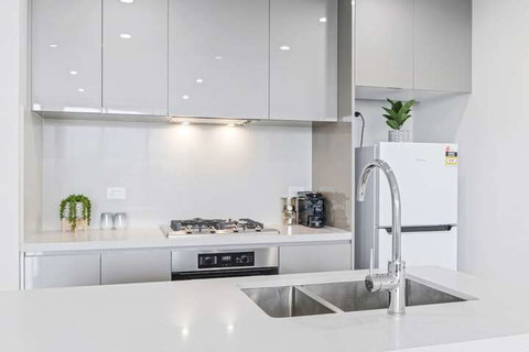 HomeHotel Luxury Apt With Shopping Mall Downstairs - Lismore Accommodation 7