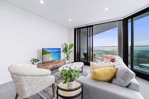 HomeHotel Ultra Luxury 2 Bedroom Next To Mall & Train - Lismore Accommodation 4