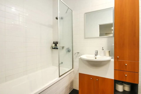 Large 3 Bedroom Apartment With River Views Near The Stadium - Lismore Accommodation 5