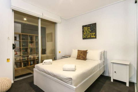 Large 3 Bedroom Apartment With River Views Near The Stadium - Lismore Accommodation 4